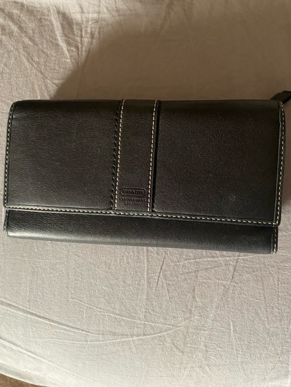 Coach Black Leather Tri-Fold Continental Wallet with Contrast Stitching